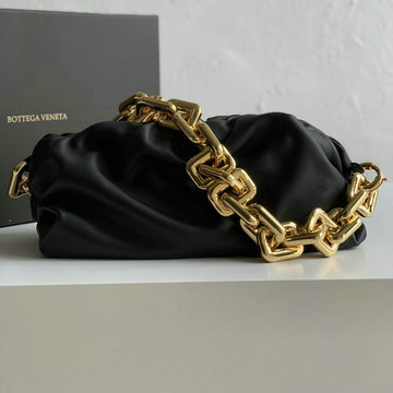 ボッテガヴェネタ BOTTEGAVENETA aj-BOV620230JBK 2020年最新入荷 ザ チェーン ポーチ ショルダーバッグ レディースかばん