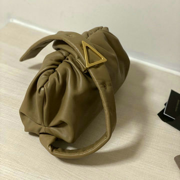 ボッテガヴェネタ BOTTEGAVENETA aj-BOV620954 2020年最新入荷 ザ チェーン ポーチ ショルダーバッグ ウェストバッグ レディースかばん ラムスキン