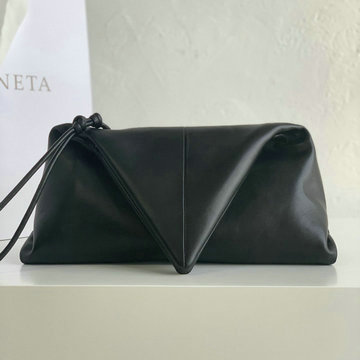 ボッテガヴェネタ BOTTEGAVENETA aj-BOV622712BK 2020年最新入荷 BV トライン 手持ちかばん ポーチ クラッチバッグ レディースかばん ラムスキン