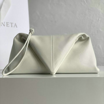 ボッテガヴェネタ BOTTEGAVENETA aj-BOV622712BS 2020年最新入荷 BV トライン 手持ちかばん ポーチ クラッチバッグ レディースかばん ラムスキン