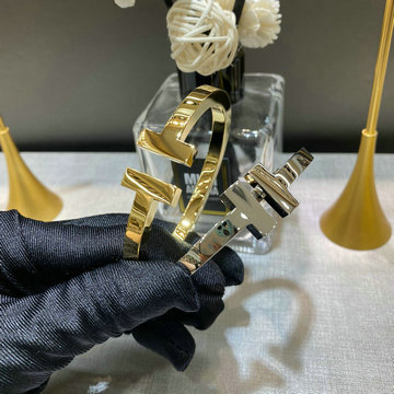 ティファニーTIFFANY CO CZ-TFSZ19001W  2020年最新入荷 バングル ブレスレット アクセサリー ジュエリー