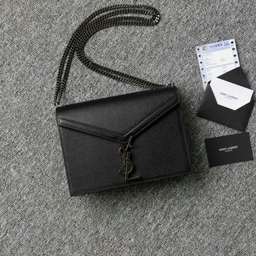 イヴサンローラン Saint laurent YSL JS-YSL532750QKK 2020年最新入荷 チェーン フラップバッグ 斜め掛け ショルダーバッグ レディースかばん グレインドカーフレザー