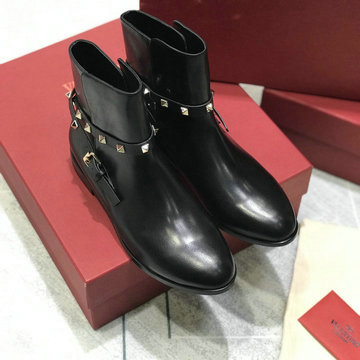 ヴァレンティノ Valentino 26-VTJ20048  2020年秋冬最新入荷 ショートブーツ ローヒールシューズ レディースシューズ カーフレザー