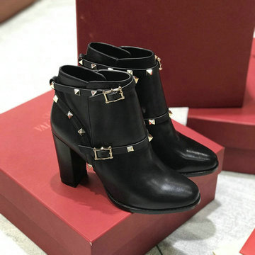 ヴァレンティノ Valentino 26-VTJ20051 2020年秋冬最新入荷 ショートブーツ ローヒールシューズ レディースシューズ カーフレザー