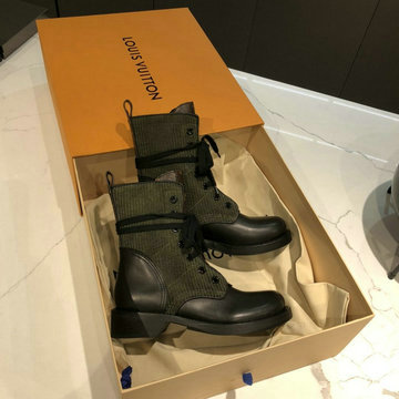 ルイヴィトン LOUISVUITTON 26-LVJ20062 2020年秋冬最新入荷 マーティンブーツ ショートブーツ レディースシューズ カジュアルシューズ レザー