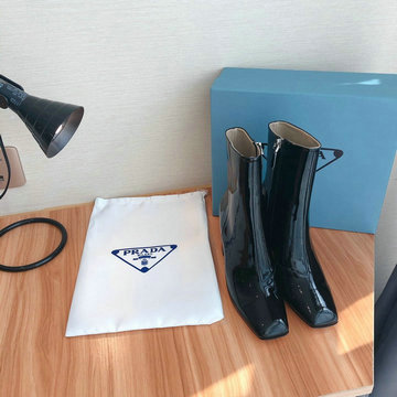 商品名称：プラダ PRADA 26-PDJ20014  2020年秋冬最新入荷 ショートブーツ ハイヒールシューズ レディースシューズ レザー