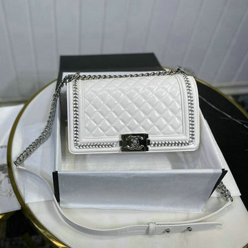 シャネル CHANEL CC-CH67086GLB  2020年最新入荷 BOY スモール ハンドバッグ 斜め掛け ショルダーバッグ フラップバッグ レディースかばん パテントレザー