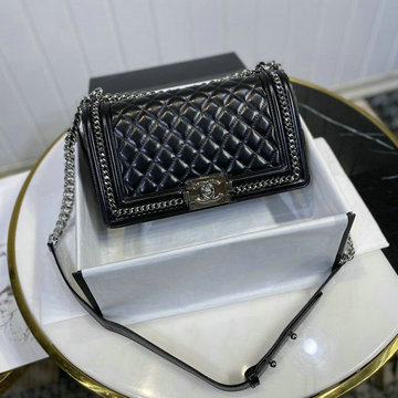 商品名称：シャネル CHANEL CC-CH67086GLK 2020年最新入荷 BOY スモール ハンドバッグ 斜め掛け ショルダーバッグ フラップバッグ レディースかばん パテントレザー