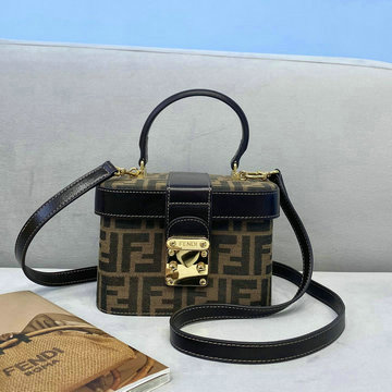 商品名称：フェンディ FENDI 168-FD0186 2020年最新入荷 斜め掛け ショルダーバッグ スクエアバッグ ボックスかばん レディースかばん レザー