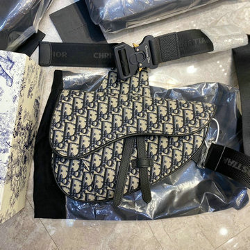 商品名称：クリスチャンディオール CHRISTIAN DIOR YUN-CD2844 2020最新入荷 Saddle サドルバッグ チェストバッグ ウェストバッグ ボディバッグ ベルトバッグ レザー