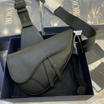 クリスチャンディオール CHRISTIAN DIOR YUN-CD09328K  2020最新入荷 Saddle サドルバッグ チェストバッグ ウェストバッグ ボディバッグ ベルトバッグ レザー
