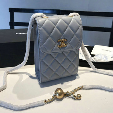 シャネル CHANEL YUN-CH1773FL  2020最新入荷 斜め掛け ショルダーバッグ スマートフォン ケース 携帯ケース ラムスキン