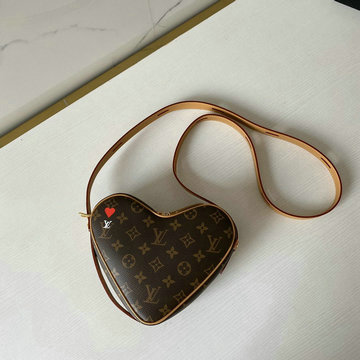 商品名称：ルイヴィトン LOUISVUITTON YUN-M57456 2020最新入荷 サック クール 斜め掛け ショルダーバッグ ハート 小銭入れ コインケース モノグラムキャンパス
