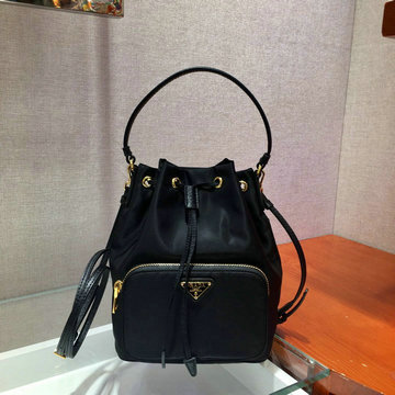 商品名称：プラダ PRADA YUN-PD1N1864  2020最新入荷 トートバッグ 斜め掛け ショルダーバッグ スモールバッグ カーフレザー
