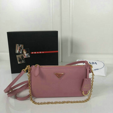 プラダ PRADA YUN-PD1BH171F 2020最新入荷 チェーンウォレット 斜め掛け ショルダーバッグ スモールバッグ カーフレザー