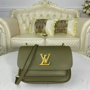 ルイヴィトン LOUISVUITTON 057-M57067 2019年最新入荷 ロックミー チェーンバッグ 斜め掛け ショルダーバッグ レディースかばん グレインカーフレザー