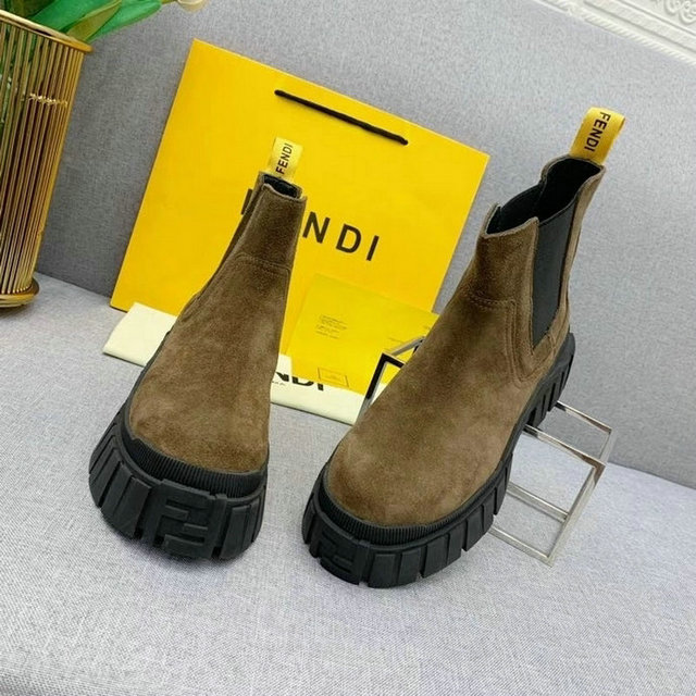 フェンディ FENDI 26-FDJ20028R　2020年秋冬最新入荷 ショートブーツ レディースシューズ カーフレザー スエード