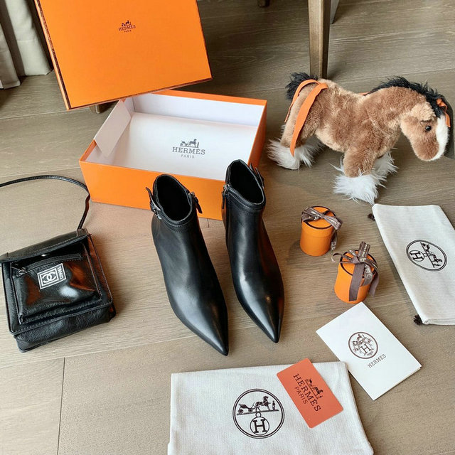 商品名称：エルメス HERMES 26-HEJ20021P　2020年秋冬最新入荷 アンクルブーツ レディースシューズ ローヒールシューズ ピンヒール 靴 レザー