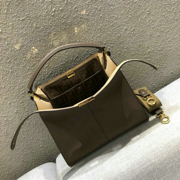 フェンディ FENDI BXN-FD5313B 2020年最新入荷 ピーカブー エックスライト トートバッグ ハンドバッグ 通勤 カーフレザー