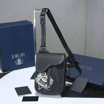 クリスチャンディオール CHRISTIAN DIOR JS-CD0171QK  2020最新入荷 斜め掛け ショルダーバッグ スモールバッグ チェストバッグ レディースかばん