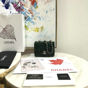 商品名称：シャネル CHANEL  CC-CH1115GGYM 2020年最新入荷 クラシック 斜め掛け ショルダーバッグ フラップバッグ レディースかばん パテントレザー