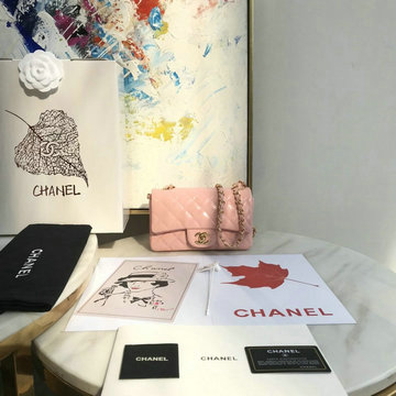 シャネル CHANELCC-CH1116GGJF  2020年最新入荷 クラシック 斜め掛け ショルダーバッグ フラップバッグ レディースかばん パテントレザー