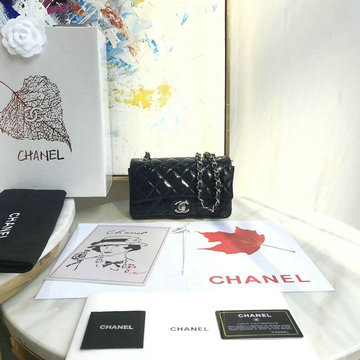 シャネル CHANEL CC-CH1116GGYS 2020年最新入荷 クラシック 斜め掛け ショルダーバッグ フラップバッグ レディースかばん パテントレザー