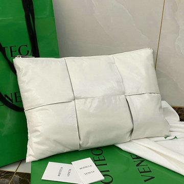 ボッテガヴェネタ BOTTEGAVENETA aj-BOV630348LBS 2020年最新入荷 手持ちかばん クラッチバッグ ポーチ レディースかばん イントレチャートレザー