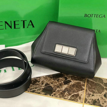 商品名称：ボッテガヴェネタ BOTTEGAVENETA aj-BOV631117BK 2020年最新入荷 ベルトバッグ ウェストバッグ メンズ レディース ショルダーバッグ 男女兼用 ラムスキン