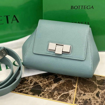 ボッテガヴェネタ BOTTEGAVENETA aj-BOV631117QL  2020年最新入荷 ベルトバッグ ウェストバッグ メンズ レディース ショルダーバッグ 男女兼用 ラムスキン