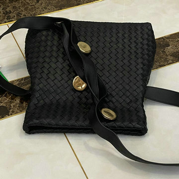 ボッテガヴェネタ BOTTEGAVENETA aj-BOV642637BK 2020年最新入荷 ザ フォールド 斜め掛け ショルダーバッグ イントレチャート クロスボディバッグ レディースかばん