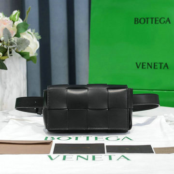 vボッテガヴェネタ BOTTEGAVENETA  025-BOV639367BK 2020年最新入荷 ザ ベルト カセット ウェストバッグ チェストバッグ ショルダーバッグ ラムスキン