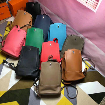 商品名称：エルメス HERMES 063-HEB19010 2020年最新入荷 バックパック メンズ リュック リュックサック ビジネス 通勤 通学 トリヨンクレマンス