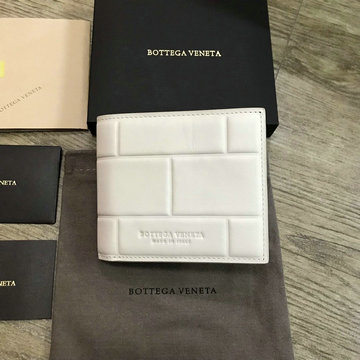 ボッテガヴェネタ BOTTEGAVENETA YUN-BOVS20001B2020年最新入荷 二つ折り短財布 ショートウォレット カードケース 札入れ レザー