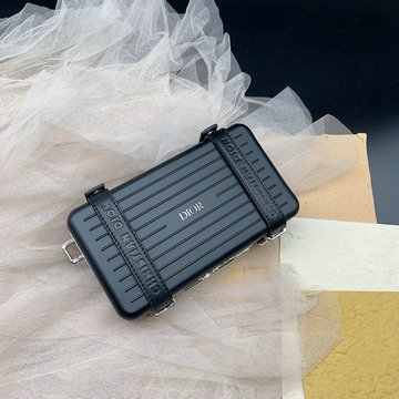 クリスチャンディオール CHRISTIAN DIOR YUN-CDB20001K 2020年最新入荷 ショルダーバッグ スモールバッグ