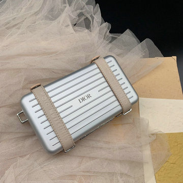 商品名称：クリスチャンディオール CHRISTIAN DIOR YUN-CDB20001Y  2020年最新入荷 ショルダーバッグ スモールバッグ