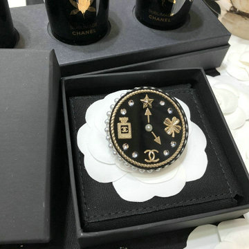 商品名称：シャネル CHANEL CZ-CHXZ20009  2020年最新入荷 ブローチ アクセサリー ジュエリー