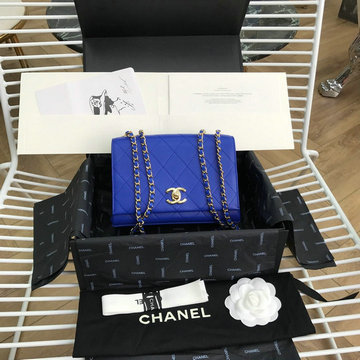 シャネル CHANEL JS-CH0645 2020年最新入荷 フラップバッグ 斜め掛け ショルダーバッグ パール スモールバッグ レディースかばん レザー