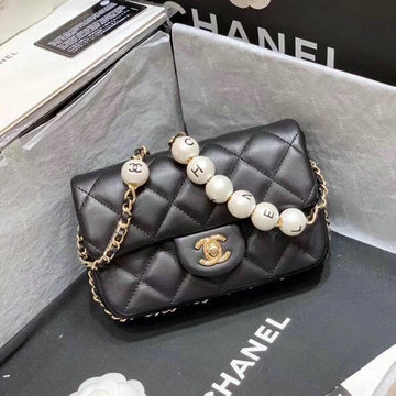商品名称：シャネル CHANEL JS-CH1436BK  2020年最新入荷 スモール フラップバッグ 斜め掛け ショルダーバッグ レディースかばん ラムスキン コスチューム パール