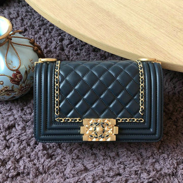 商品名称：シャネル CHANEL JS-CH67085LJM 2020年最新入荷 BOY スモール ハンドバッグ 斜め掛け ショルダーバッグ フラップバッグ レディース ラムスキン