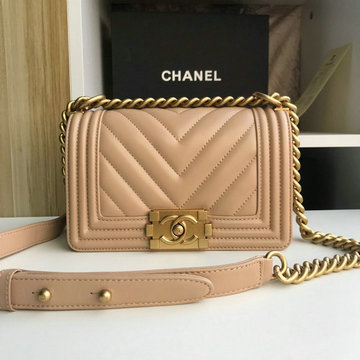 商品名称：シャネル CHANEL JS-CH67085VYJX  2020年最新入荷 BOY スモール ハンドバッグ 斜め掛け ショルダーバッグ フラップバッグ レディース ラムスキン