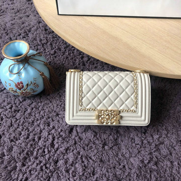 シャネル CHANEL JS-CH67085LJB 2020年最新入荷 BOY スモール ハンドバッグ 斜め掛け ショルダーバッグ フラップバッグ レディース ラムスキン