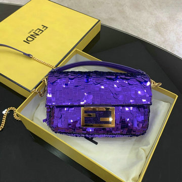 フェンディ FENDI  BXN-FD36028 2020年最新入荷 バゲット 斜め掛け ショルダーバッグ スモールバッグ レディースかばん カーフレザー