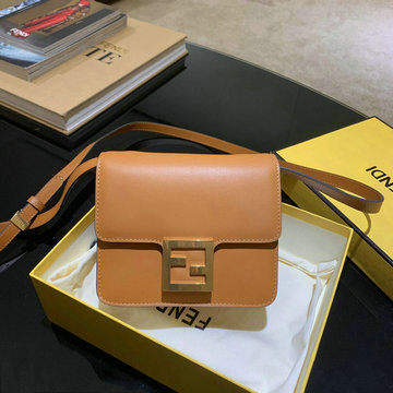 フェンディ FENDI BXN-FD36521 2020年最新入荷 カーリグラフィ 斜め掛け ショルダーバッグ スモールバッグ レディースかばん カーフレザー