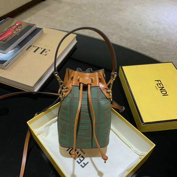 フェンディ FENDI BXN-FD83327BH  2020年最新入荷 バゲット トートバッグ 斜め掛け モン トレゾール ショルダーバッグ レザー バゲットバッグ