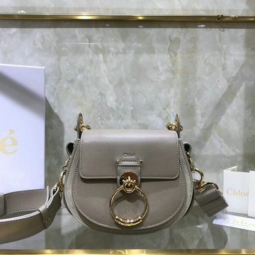 クロエ CHLOE  DDB-CLE1153QH 2020年最新入荷 Tess スモールバッグ 斜めがけ ショルダーバッグ カーフスキン ラウンドバッグ レディースかばん