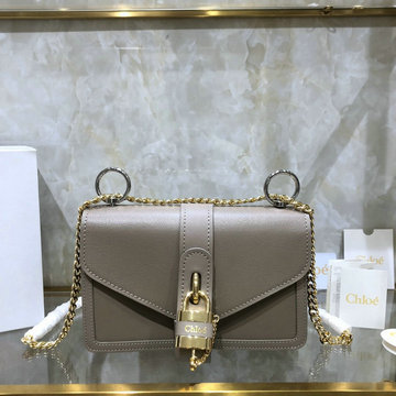 クロエ CHLOE DDB-CLE1206QHS 2020年最新入荷 ABY チェーンウォレット 斜め掛け ショルダーバッグ レディースかばん カーフレザー