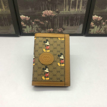 グッチ GUCCI  057-GG602538 2020年最新入荷 パスポートケース DISNEY ディズニー プリント ウォレット カードケース レザー