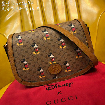 グッチ GUCCI  057-GG602694 2020年最新入荷 スモール メッセンジャーバッグ DISNEY ディズニー プリント 斜め掛け ショルダーバッグ
