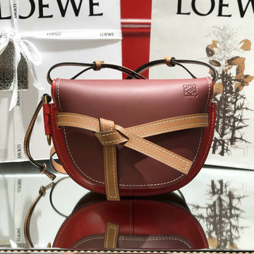 ロエベ LOEWE DDB-LE61711PR 2020年最新入荷 ゲートバッグ 斜めがけ ショルダーバッグ レディースかばん レジャー カーフスキン